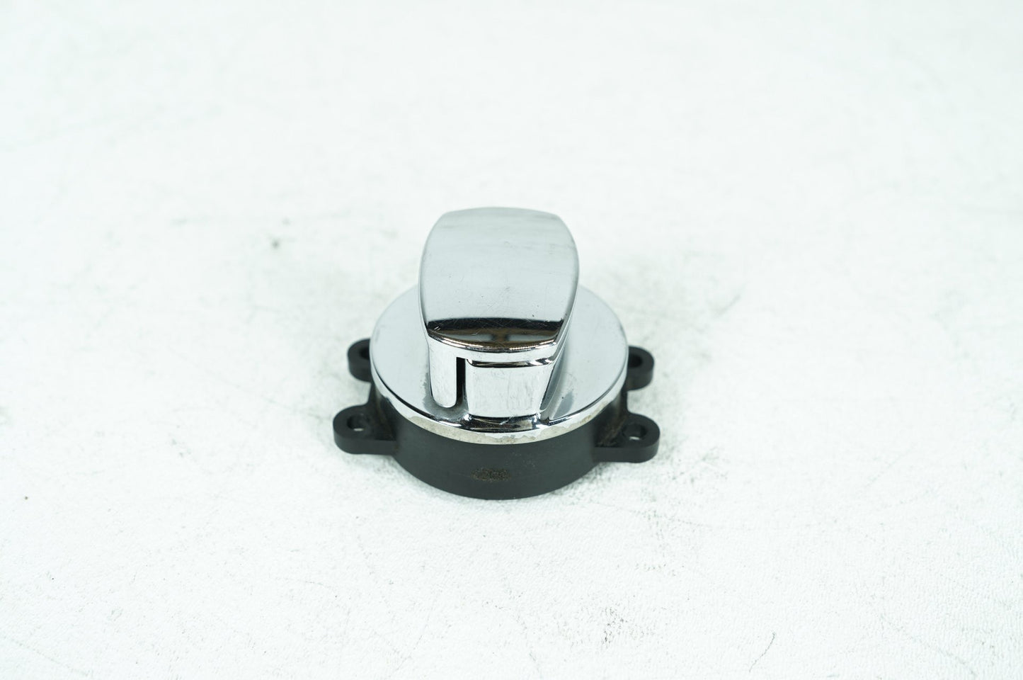 2007 - 2013 Harley-Davidson Softail Heritage Classic Ignition Switch Cylinder Barrel Lockset NOKey   71450-04