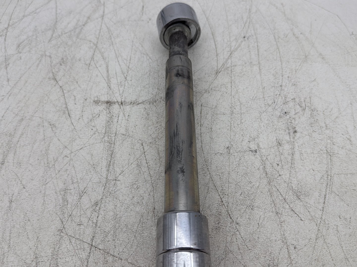 2007 Harley Electra Glide Touring Ultra FLHTCUI OEM Front Wheel Axle Bolt Shaft