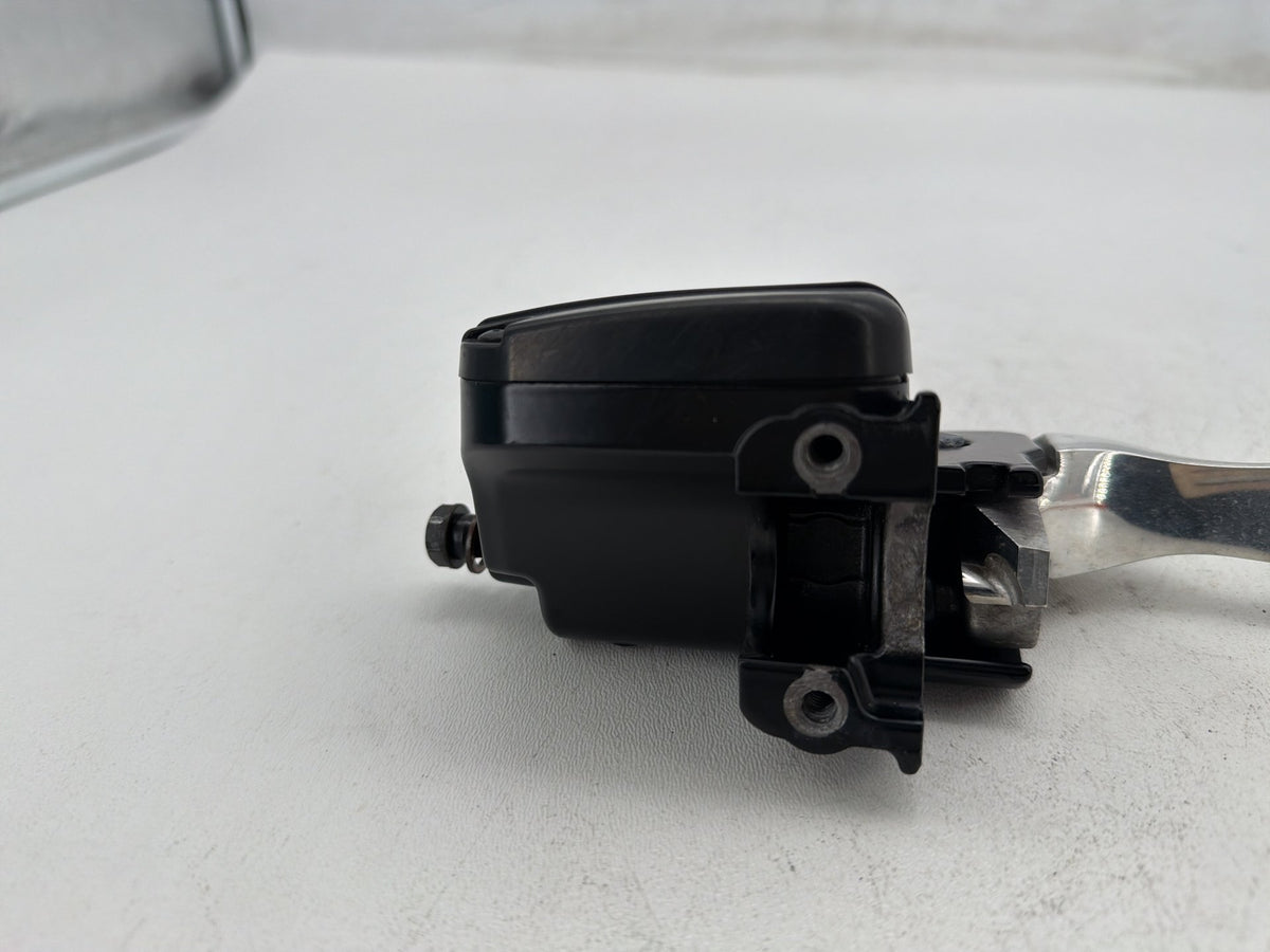 2011 Harley Electra Glide Touring OEM Front Right Brake Lever Master Cylinder