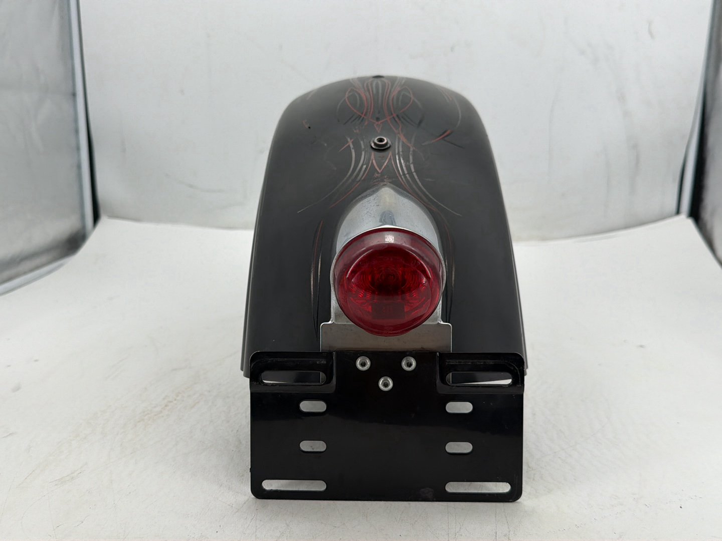 2009 Harley Dyna Street Bob FXDB OEM Rear Wheel Fender Taillight Brake Lamp