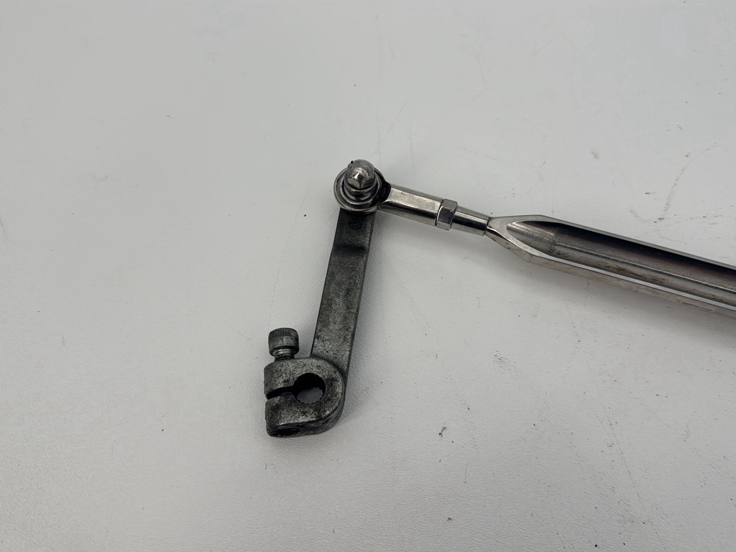 1999 - 2006 Harley-Davidson Touring Electra Glide Classic Gear Shifter Lever w/ Rod linkage 33718-82B