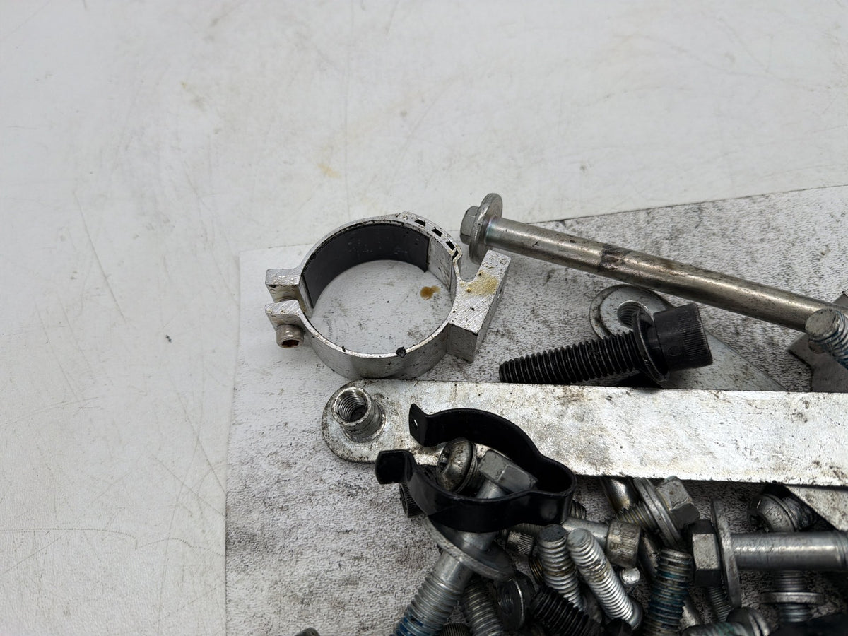 2020 Harley Softail Standard FXST OEM Hardware Bolts Nuts & Brackets