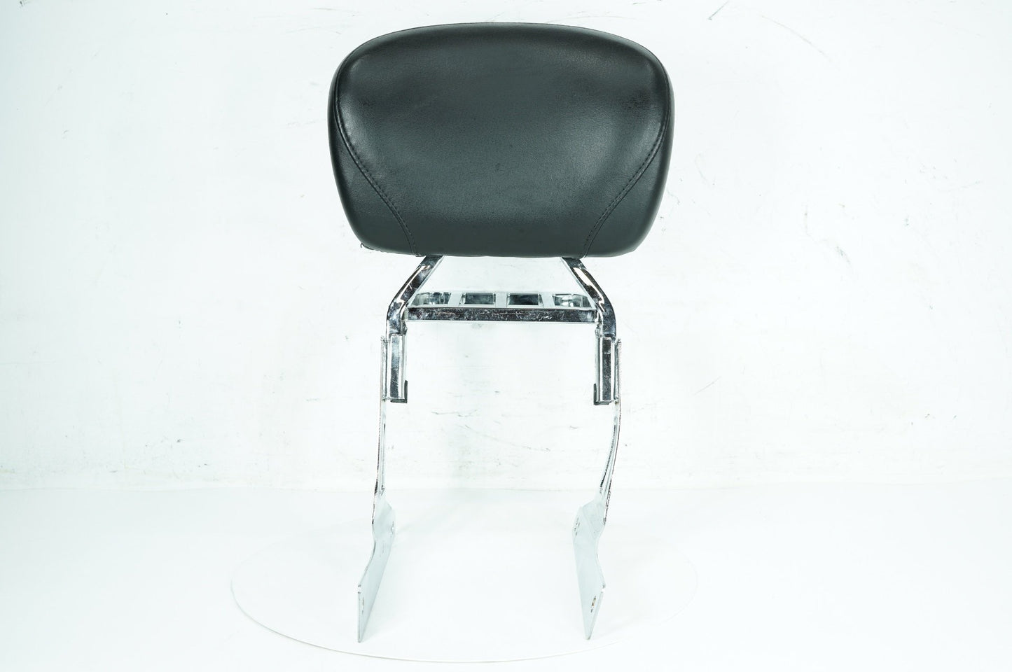 2007 - 2017 Harley-Davidson Dyna Super Glide Custom Rear Sissy Bar w/ Backrest Cushion Pad 51788-10