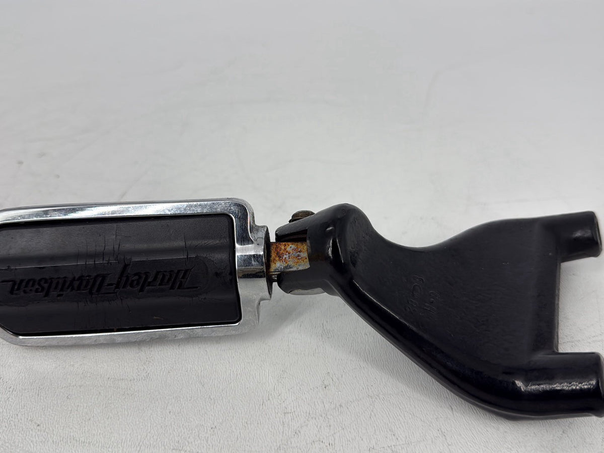 2005 Harley Sportster XL883C 883 Custom Passenger Left &amp; Right Foot Pegs FLAME