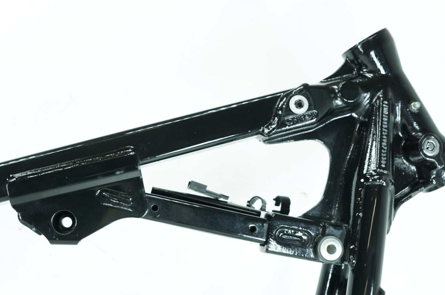 1999 - 2006 Harley-Davidson Softail Heritage Classic Body Main Frame Chassis CLN CLR 47008-00C
