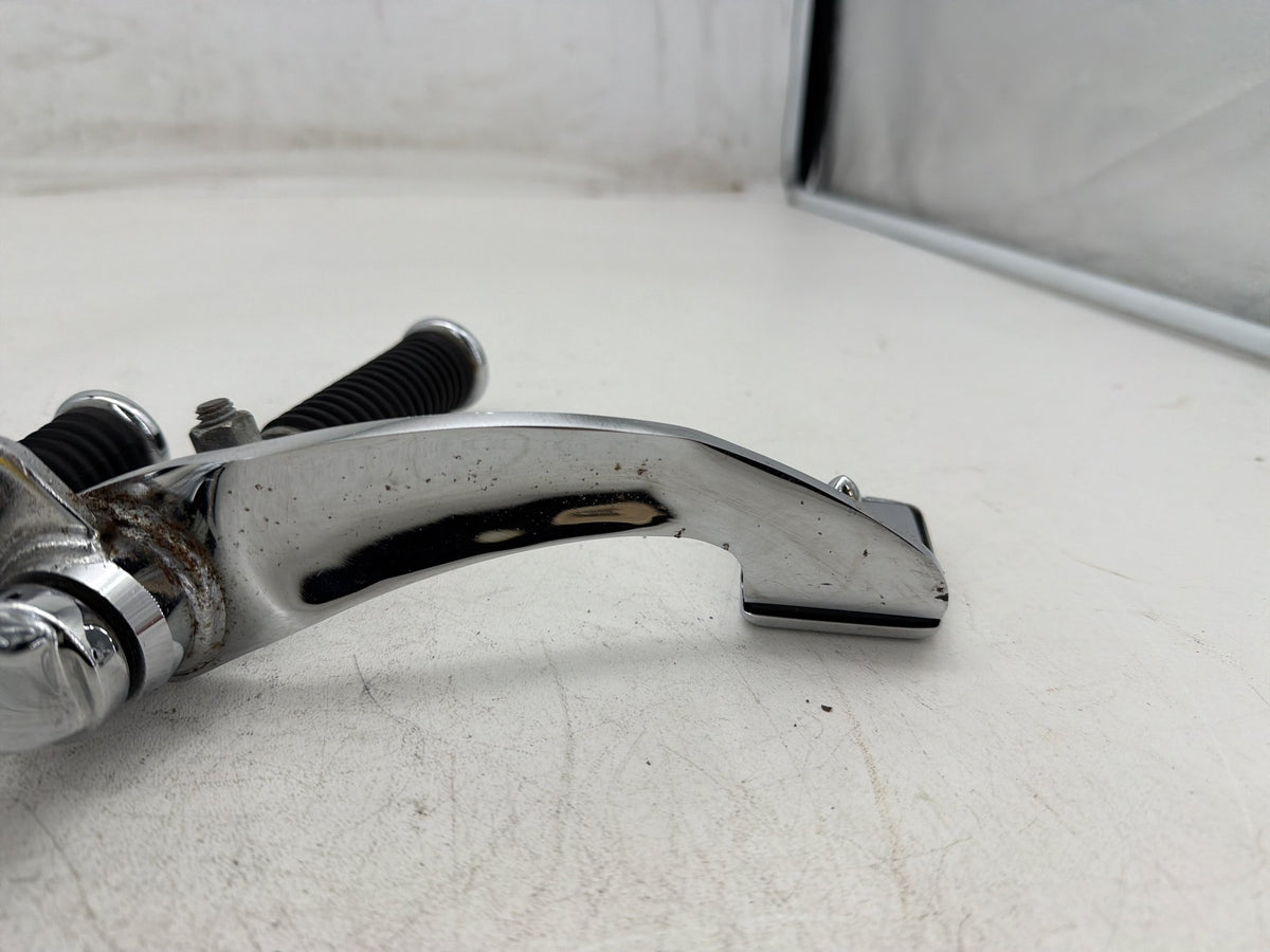 2005 Harley Dyna Super Glide Custom FXDC OEM Left Right Foot Brake Control Pegs
