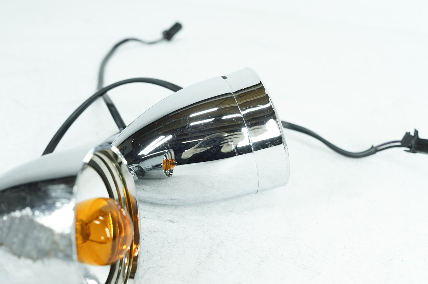2007 - 2011 Harley-Davidson Dyna Fat Bob Front Left Right Turn Signal Indicators 68972-00