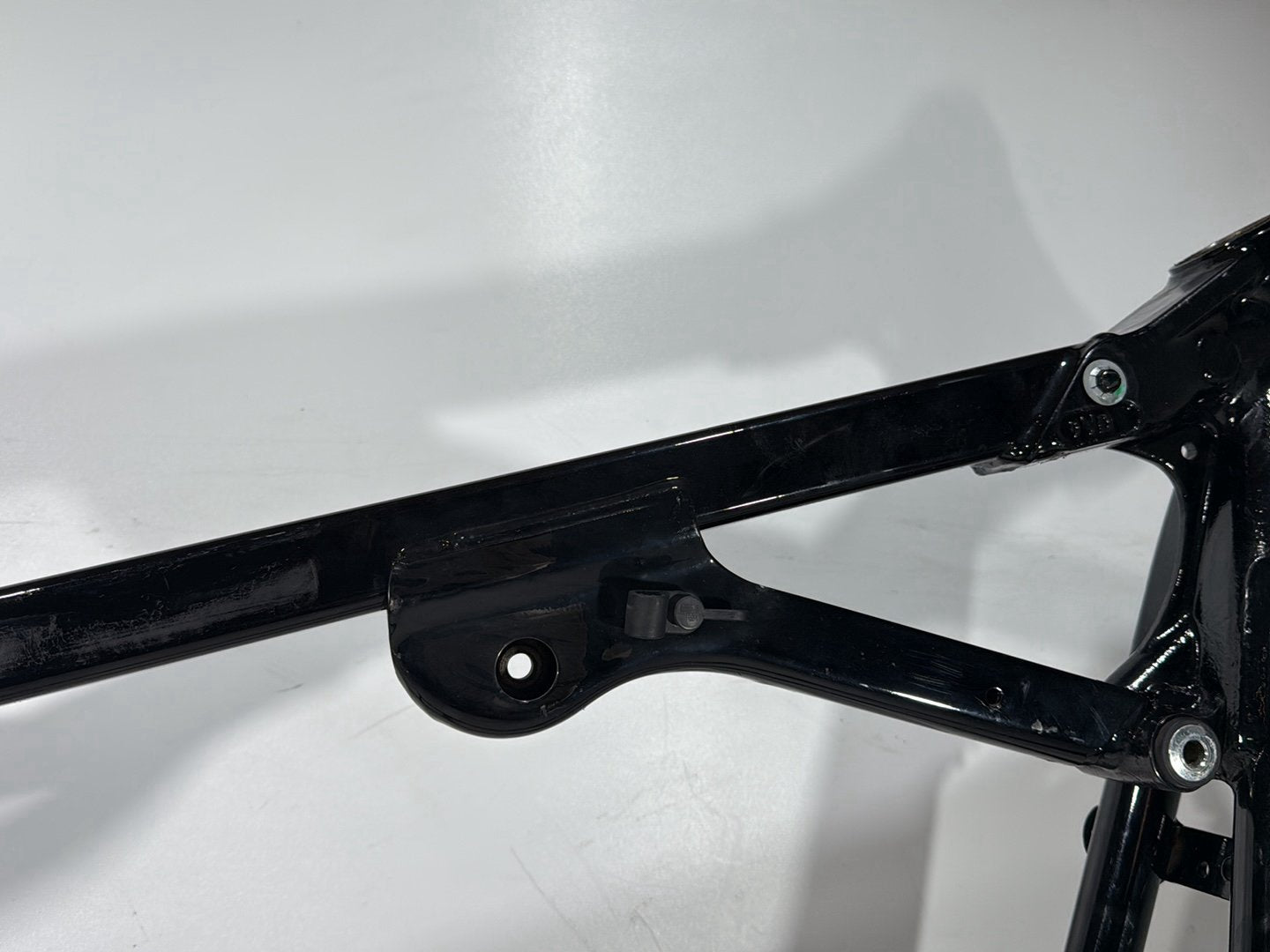 2008 Harley Softail Deluxe FLSTN OEM Body Main Frame Chassis CLN CLR