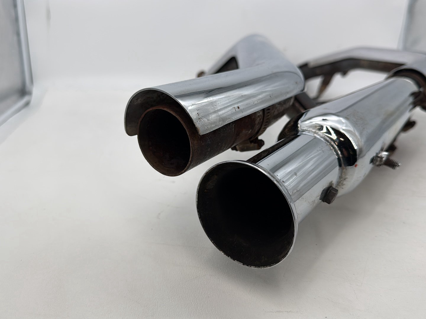 1999 - 2006 Harley-Davidson Dyna Super Glide Exhaust Header Pipes Muffler 65631-06