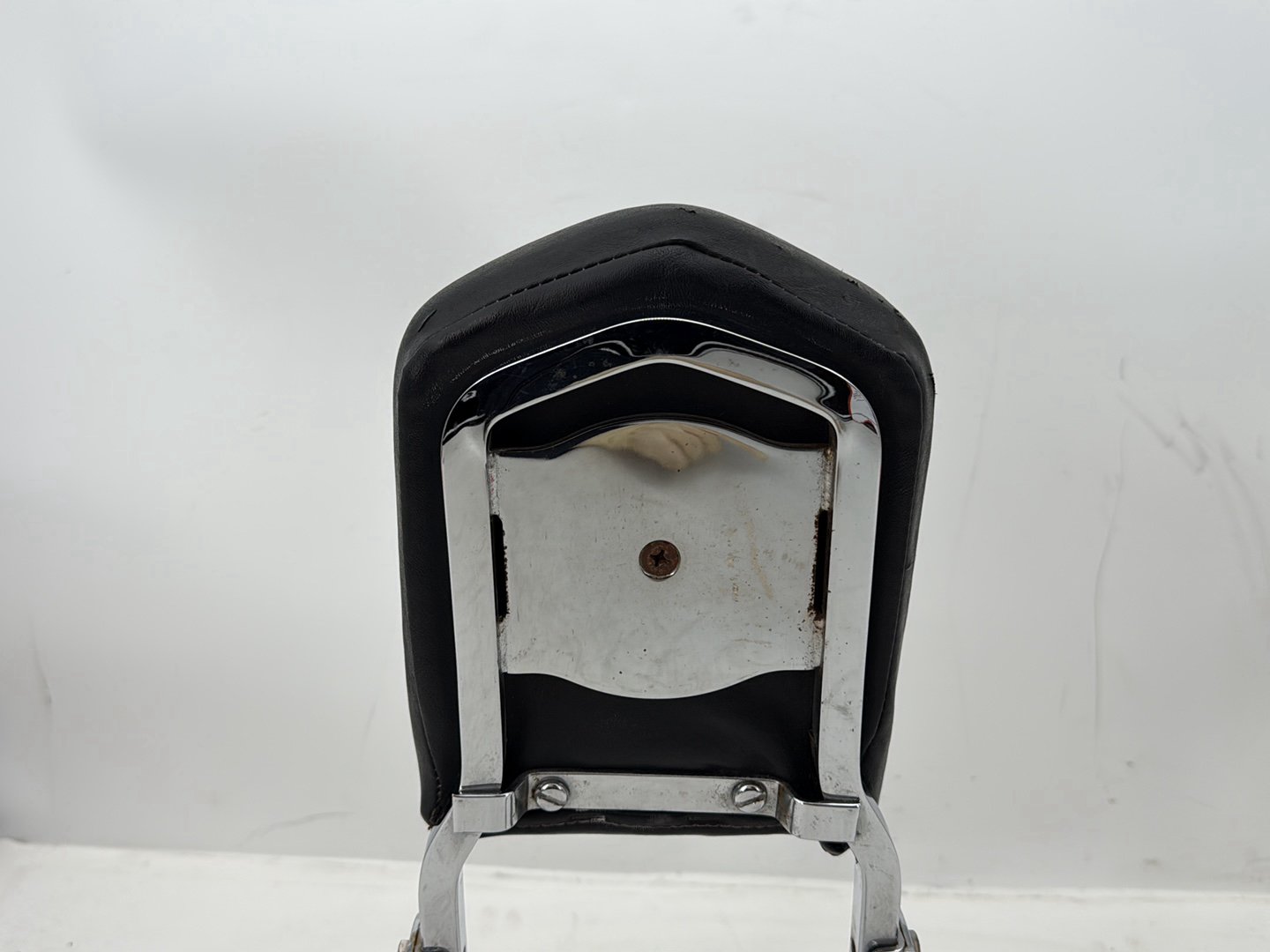 2005 Harley Dyna FXDWG Wide Glide OEM Rear Sissy Bar w/ Backrest Cushion Pad