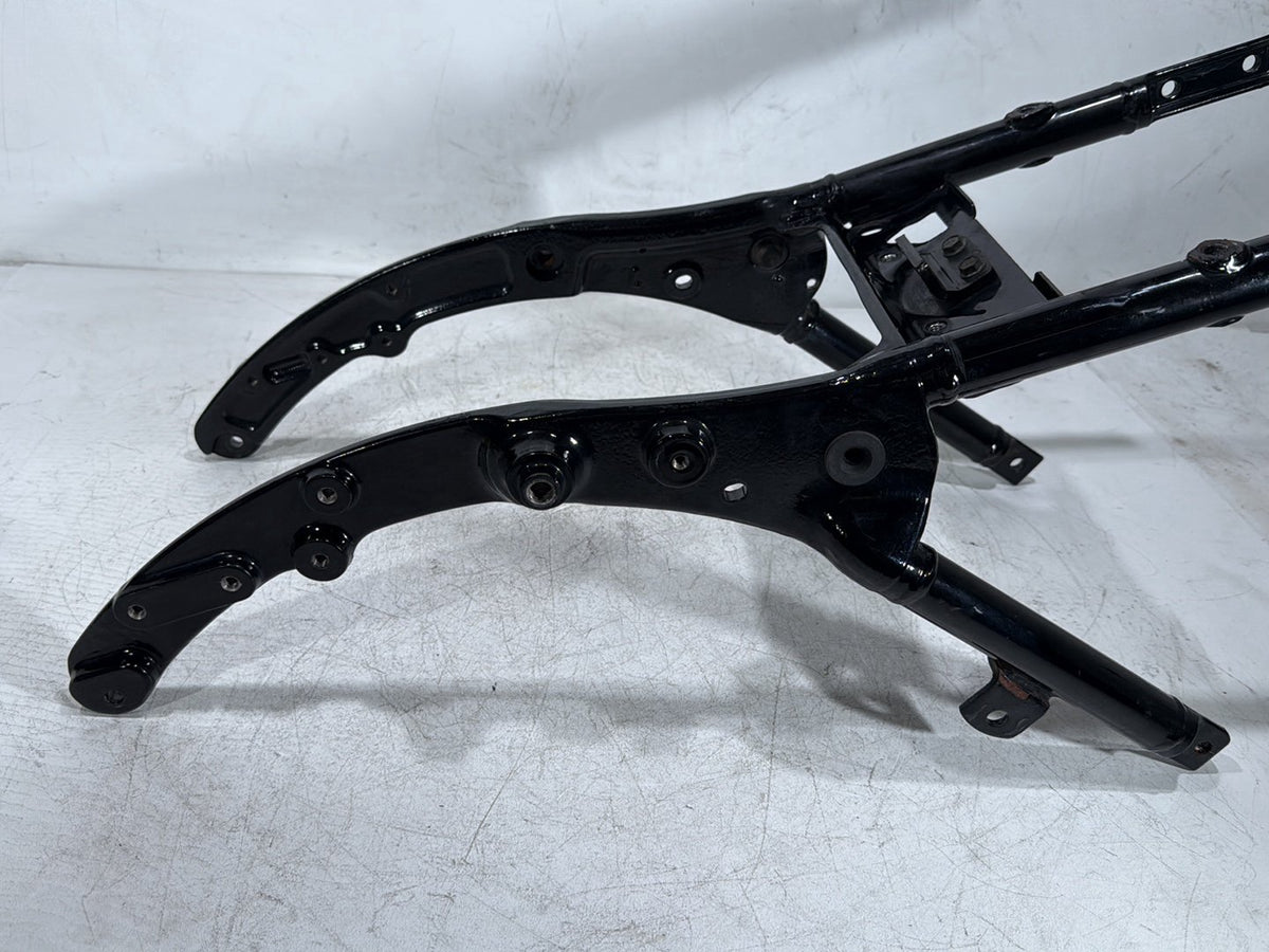2010 Harley Electra Glide Touring Ultra Rear Back Sub Frame Rail Bar 48079-09BHP