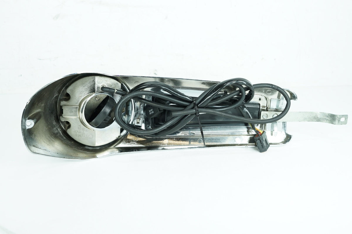 2008 Harley Touring FLHTCUI Electra Ultra OEM Fuel Gas Tank Dash Console NOKey