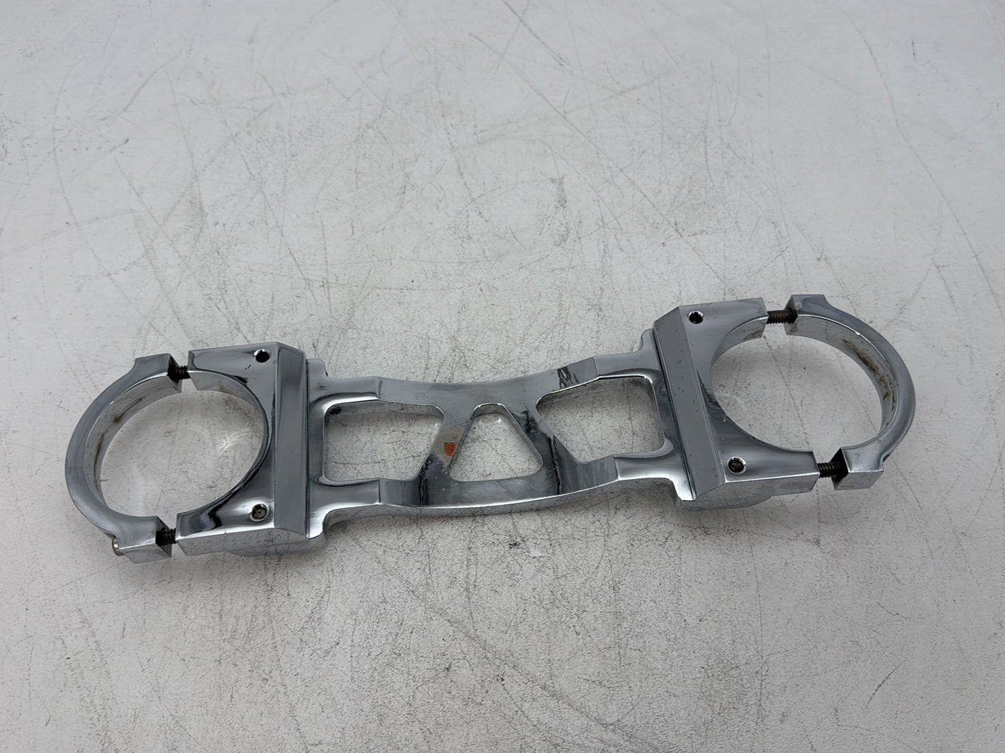 2000 Harley Dyna FXDWG Wide Glide OEM Front Fork Bracket Cover 45685-93