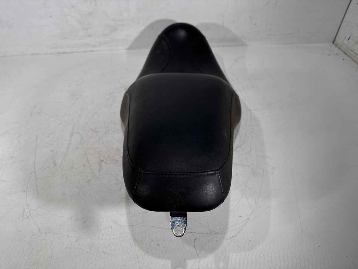 2005 Harley Dyna Super Glide Custom FXDC OEM Passenger Rider Driver Seat Saddle