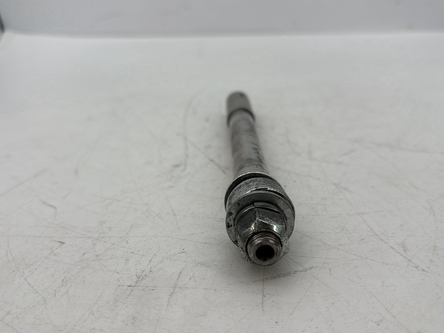 2002 Harley Dyna FXD Super Glide OEM Front Wheel Axle Bolt Shaft