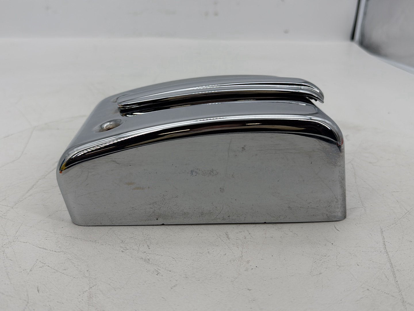 2007 - 2012 Harley-Davidson Dyna Super Glide Electrical Panel Holder Bracket Carrier Caddy 66333-04