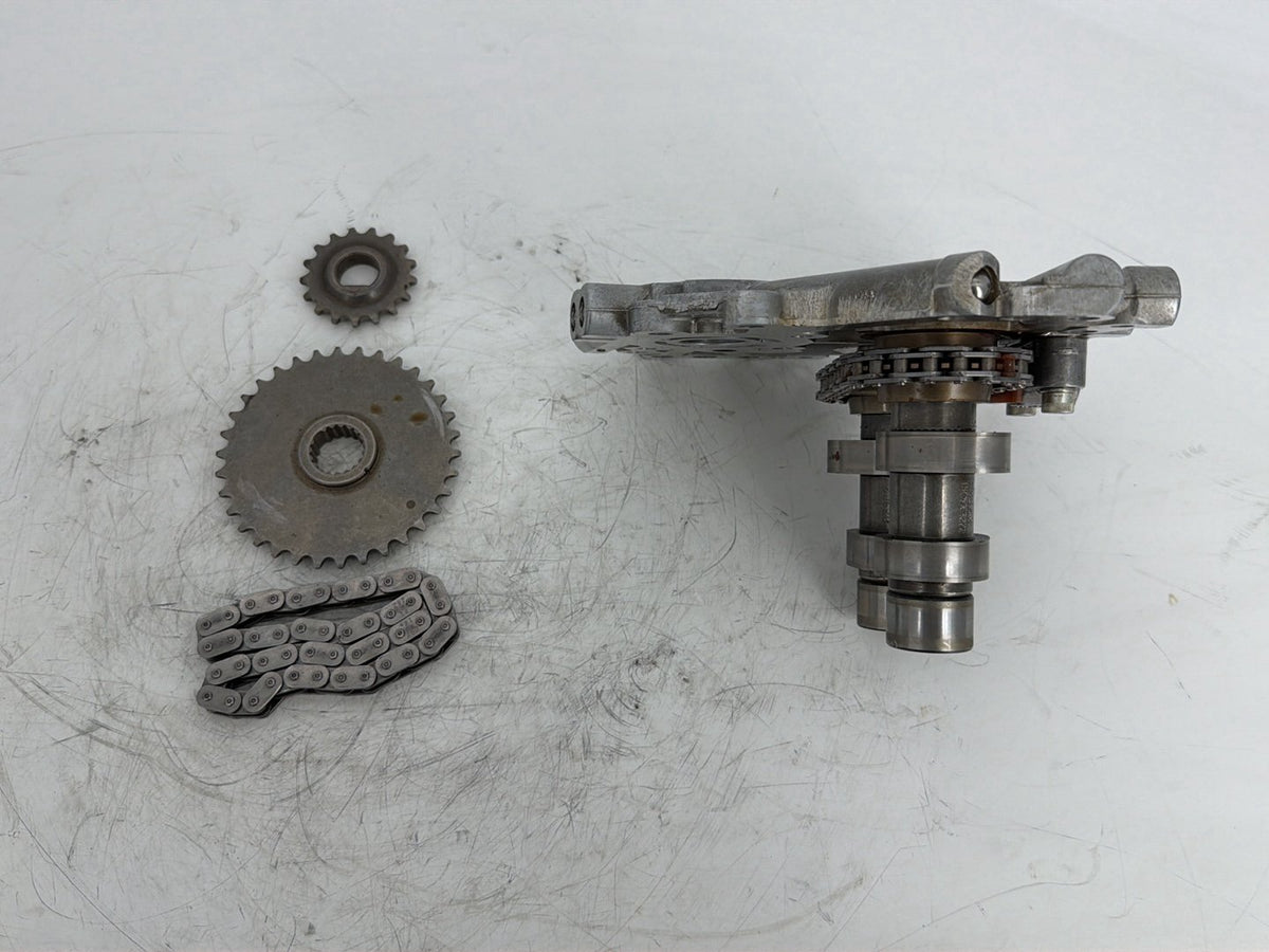 2015 Harley Electra Glide Touring Twin Cam Cam Support Camshaft Plate 25358-06