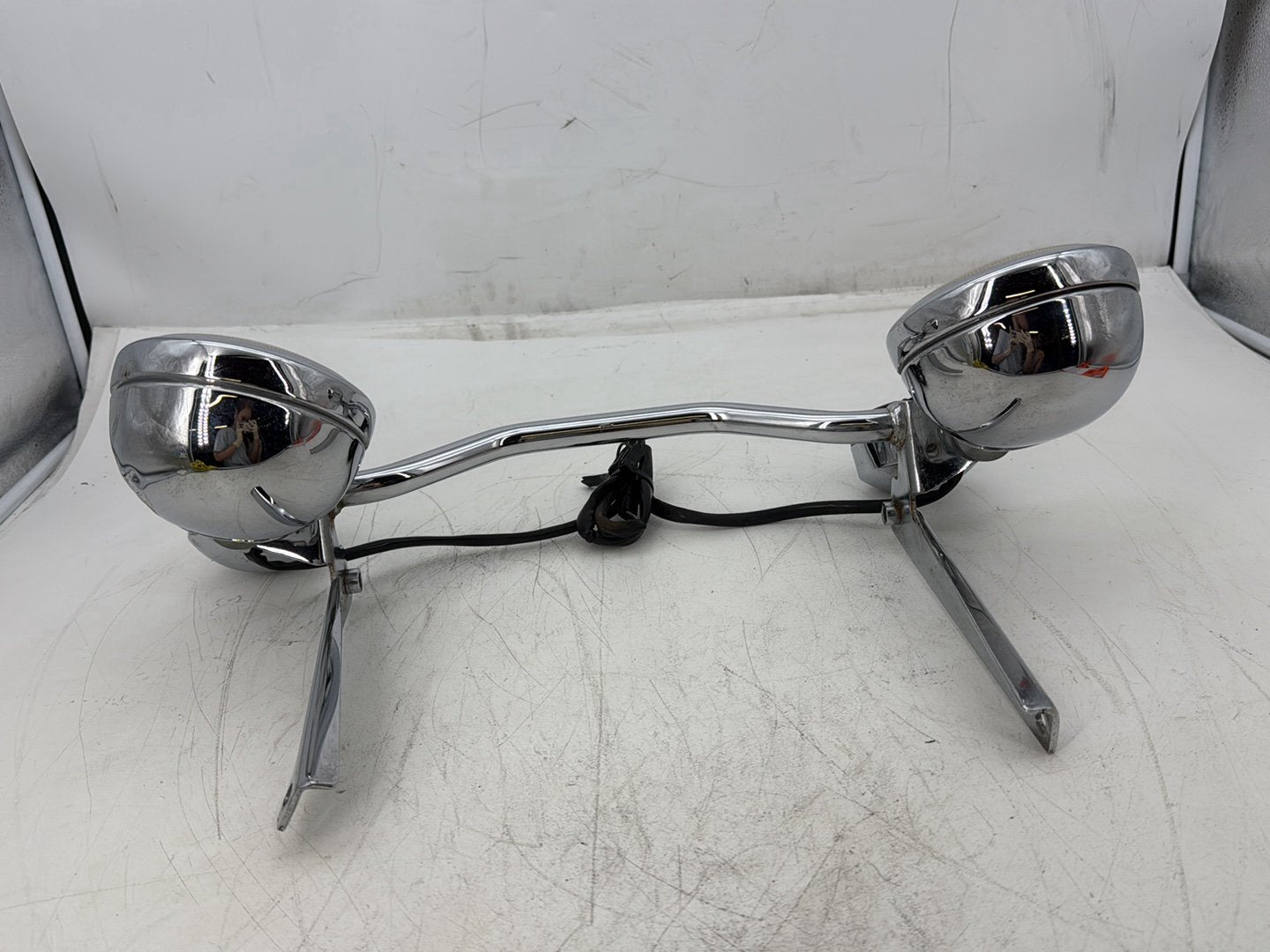 2006 Harley Softail FLSTCI Heritage Classic OEM Front Turn Signal Indicators Aux Light Bar