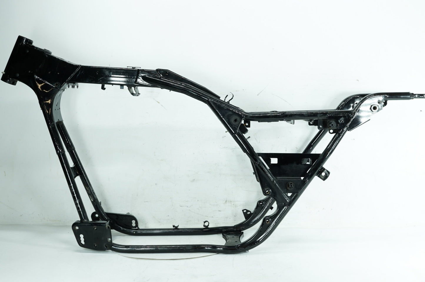 1999 - 2006 Harley-Davidson Touring Electra Glide Ultra Body Main Frame Chassis SLVG 47900-99B