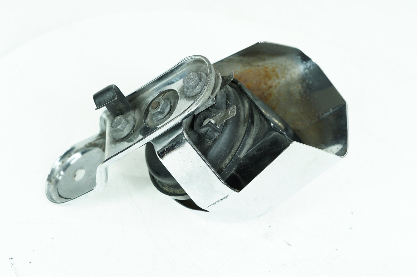 2008 - 2016 Harley-Davidson Touring Road Glide Custom Horn Signal Klaxon Chrome Cover   69012-93A