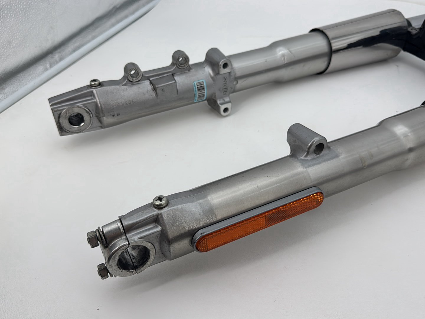 2007 Harley Softail Heritage Classic FLSTC OEM Front Triple Tree Set & LH RH Fork Legs Sliders