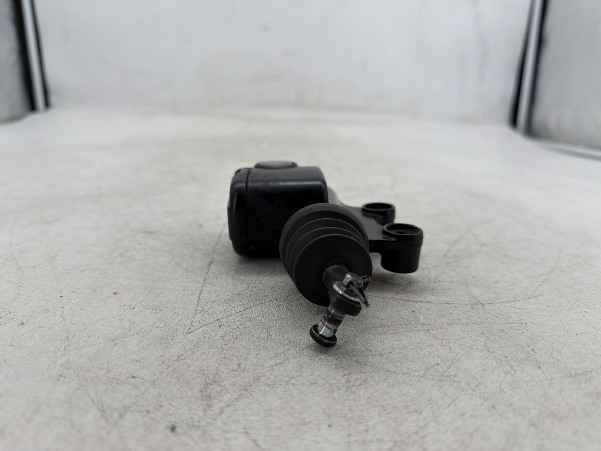 2008 Harley Electra Glide Touring Ultra OEM Rear Brake Master Cylinder Reservoir