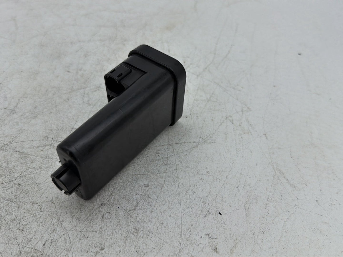 2009 Harley Street Glide Touring FLHX OEM Turn Signal Security Module TSSM