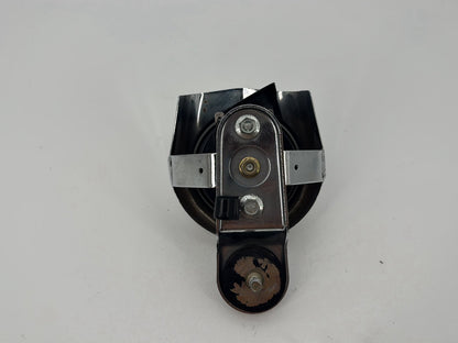 1999 - 2006 Harley-Davidson Dyna Wide Glide Horn Signal Klaxon Chrome Cover