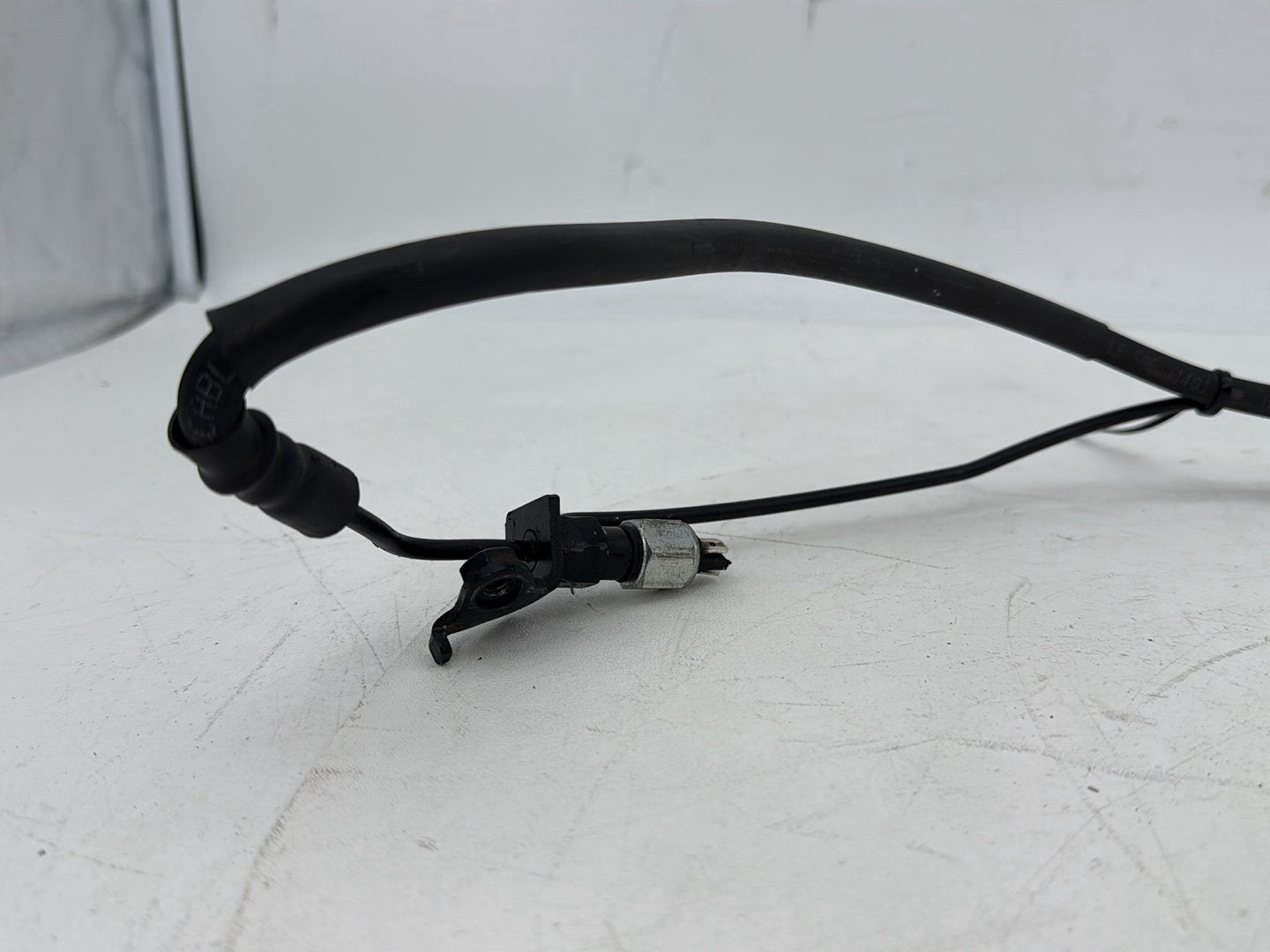 2007 - 2012 Harley-Davidson Touring Electra Glide Ultra Rear Brake Hose Line Pipe ABS 40611-08
