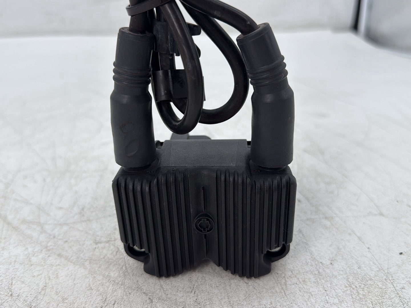 2005 Harley Electra Glide Touring Ultra FLHTCUI OEM Ignition Coil Spark Plugs Cable