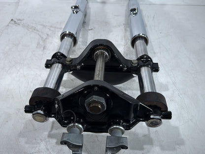2007 Harley Touring FLHTC Electra Glide Classic OEM Front Triple Tree Set & LH RH Fork Legs Sliders