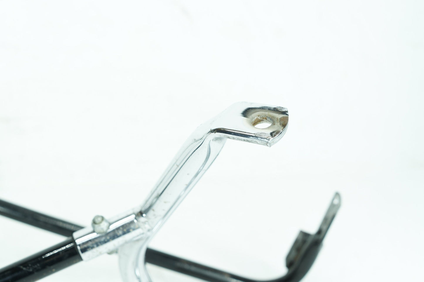 1999 - 2006 Harley-Davidson Touring Road King Classic Rear Left Right Saddlebag Guard Rails Bar 49187-97
