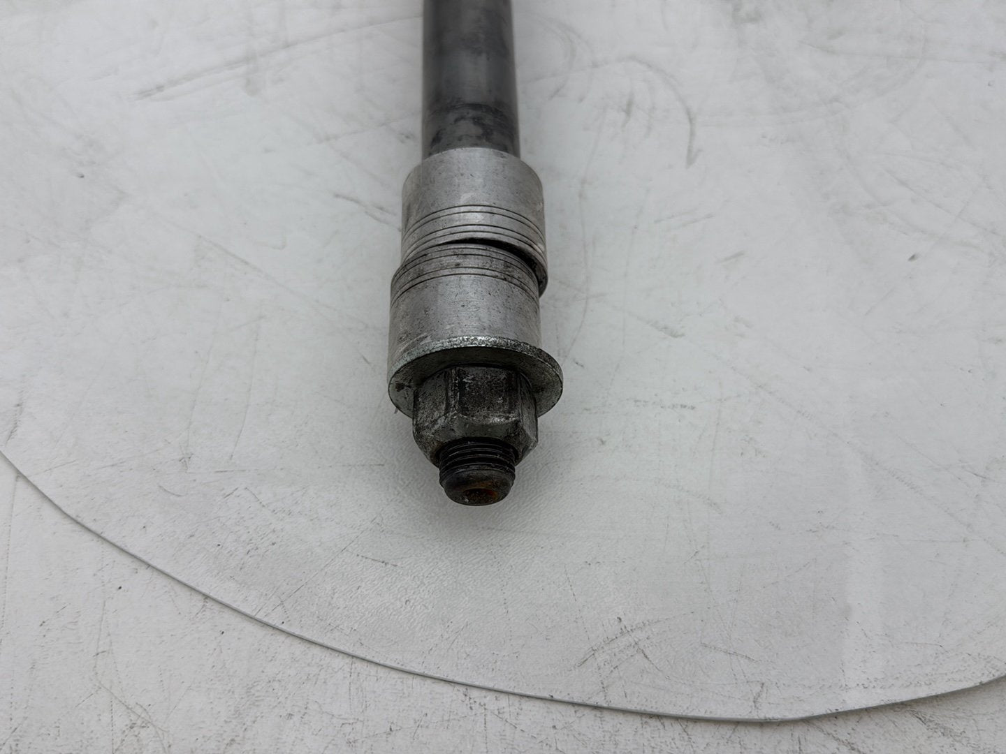 2008 Harley Electra Glide Touring Ultra FLHTCUI OEM Front Wheel Axle Bolt Shaft