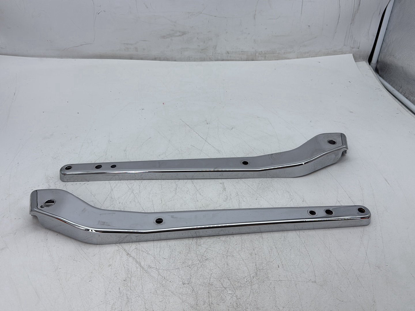 2000 Harley Dyna FXDWG Wide Glide OEM Rear Left Right Fender Struts Bracket