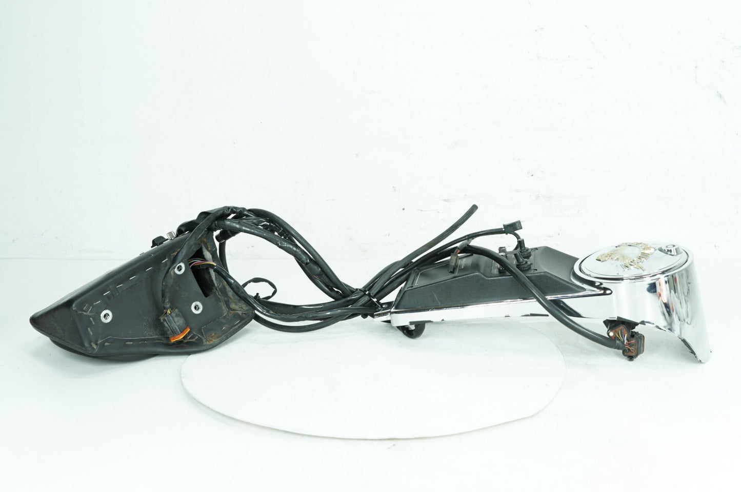 1984 - 1998 Harley-Davidson Touring Electra Glide Ultra Fuel Gas Tank Dash Console NOKey  	61282-03