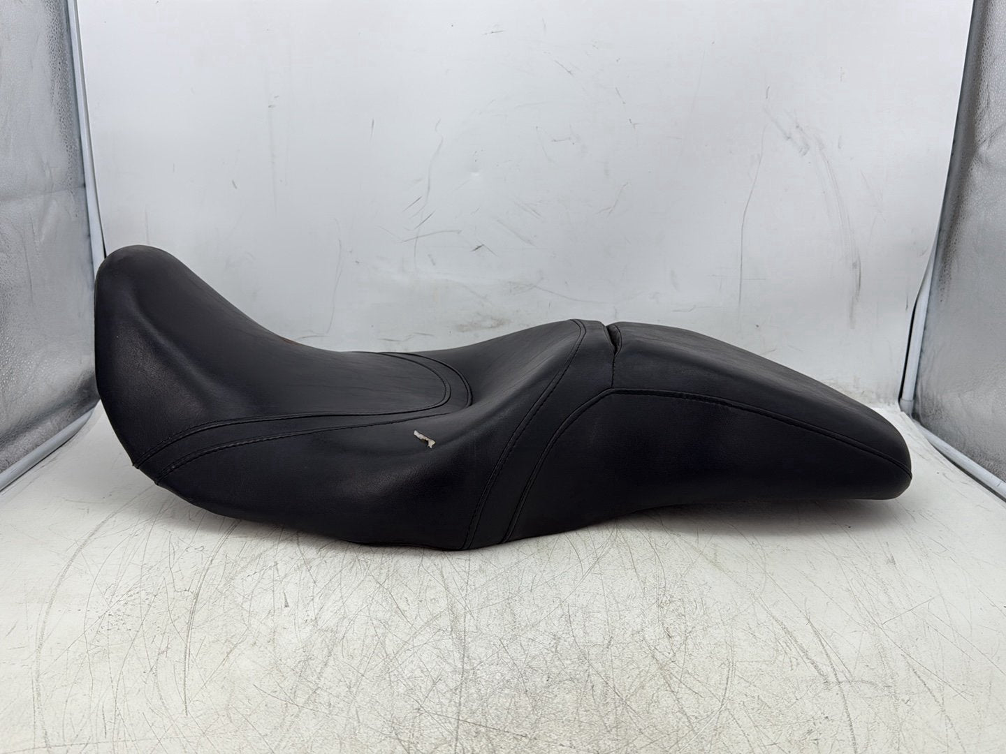 2004 Harley Road King Touring Custom FLHRSI OEM Passenger Rider Driver Seat Saddle