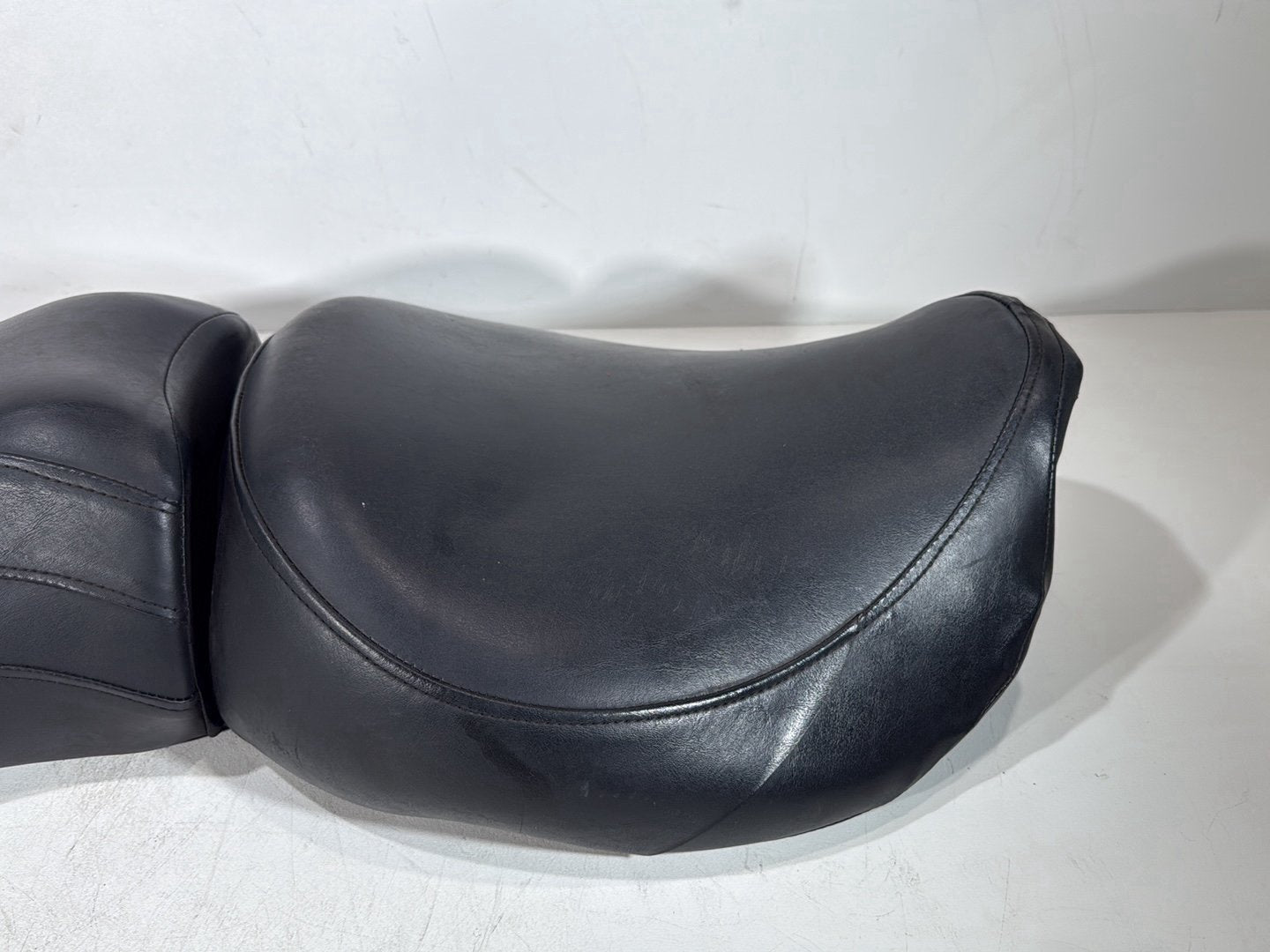 1999 - 2006 Harley-Davidson Touring Road King Police Passenger Rider Driver Seat Saddle 52949-97A