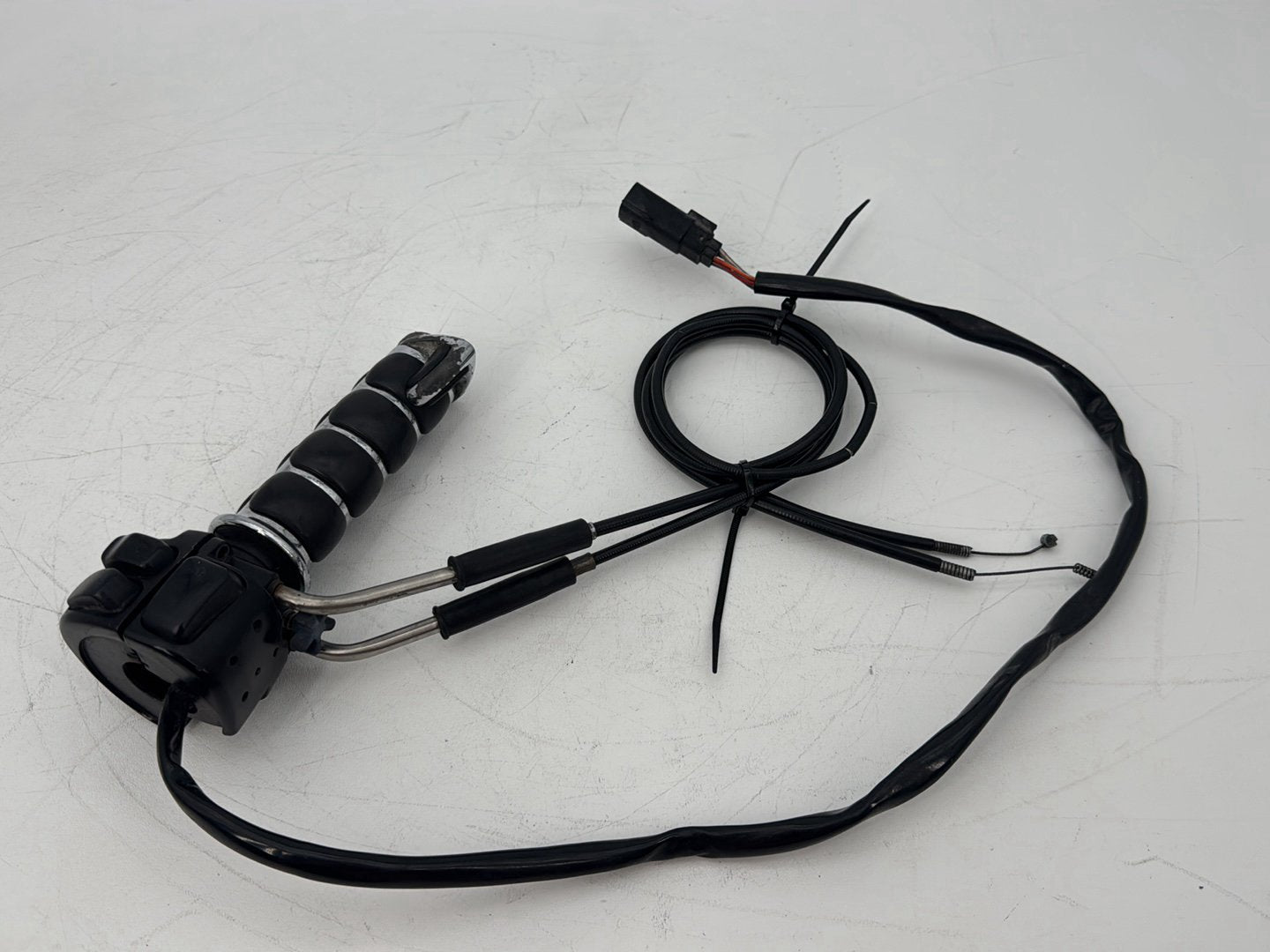 2009 Harley Sportster XL1200 1200 Low Right Engine Start Kill Switches Controls