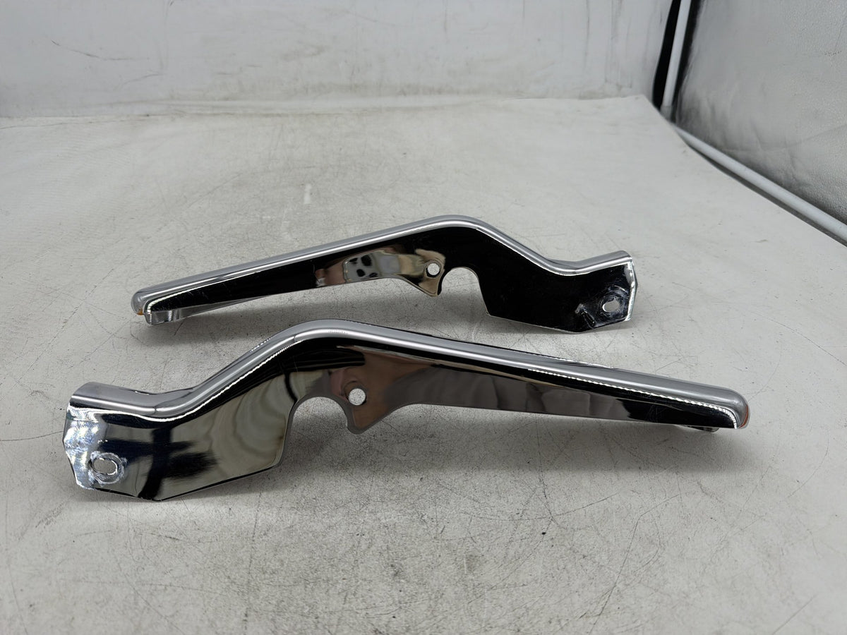 2004 Harley Electra Glide Touring Ultra OEM Rear Left Right Fender Struts Bracket