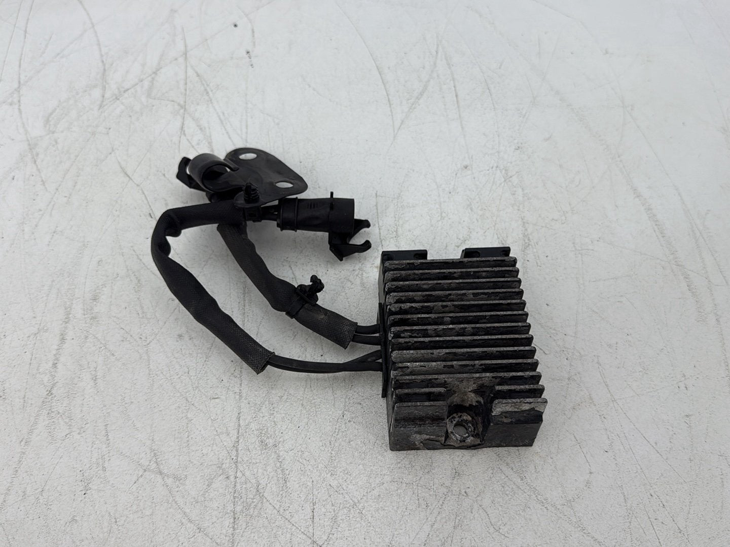 2013 Harley Forty-Eight Sportster 1200X OEM Voltage Regulator Rectifier
