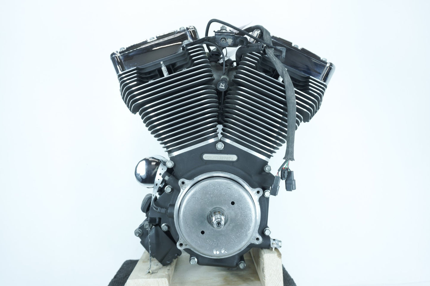 1999 - 2006 Harley-Davidson Dyna Wide Glide CARB Twin Cam 88 Engine Motor  	16165-00