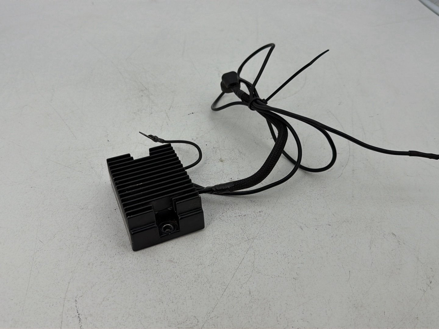 1986 - 1998 Harley-Davidson Softail Heritage Classic Voltage Regulator Rectifier  74519-88A