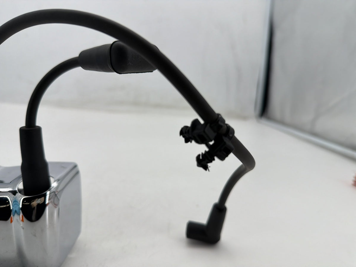 2011 Harley Softail Deluxe FLSTN OEM Ignition Coil Spark Plugs Cable w/ Cover
