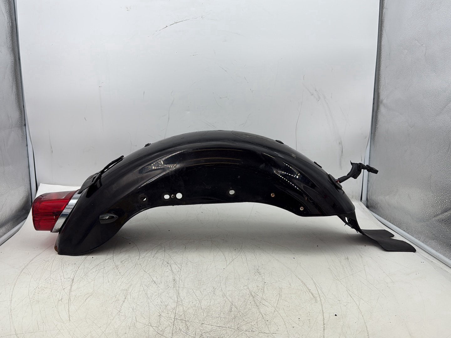 2004 Harley Sportster XL883C 883 Custom OEM Rear Wheel Fender Taillight Brake Lamp