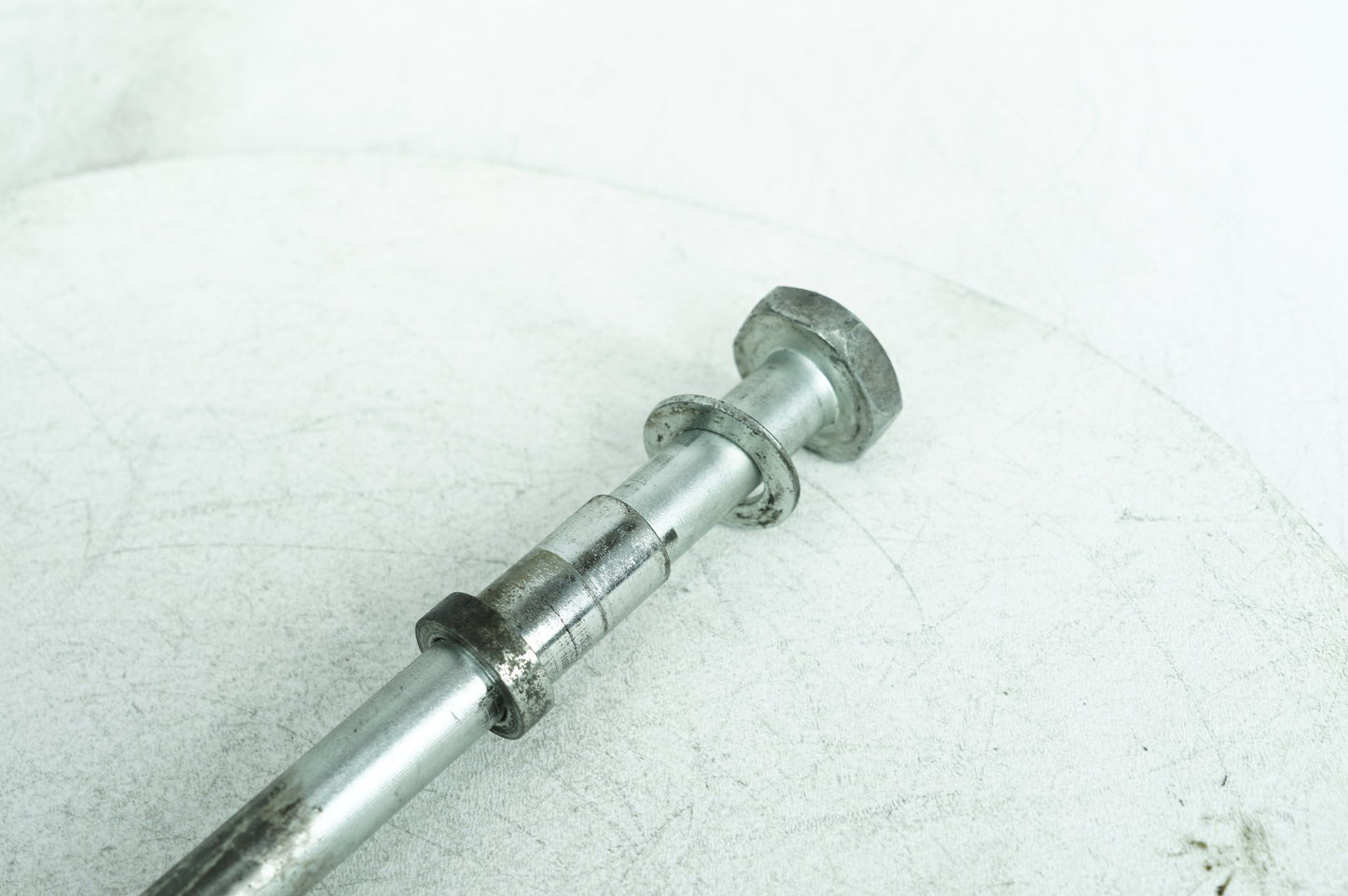 1999 - 2006 Harley-Davidson Softail Fat Boy Rear Fork Swingarm Pivot Bolt Shaft 47610-00