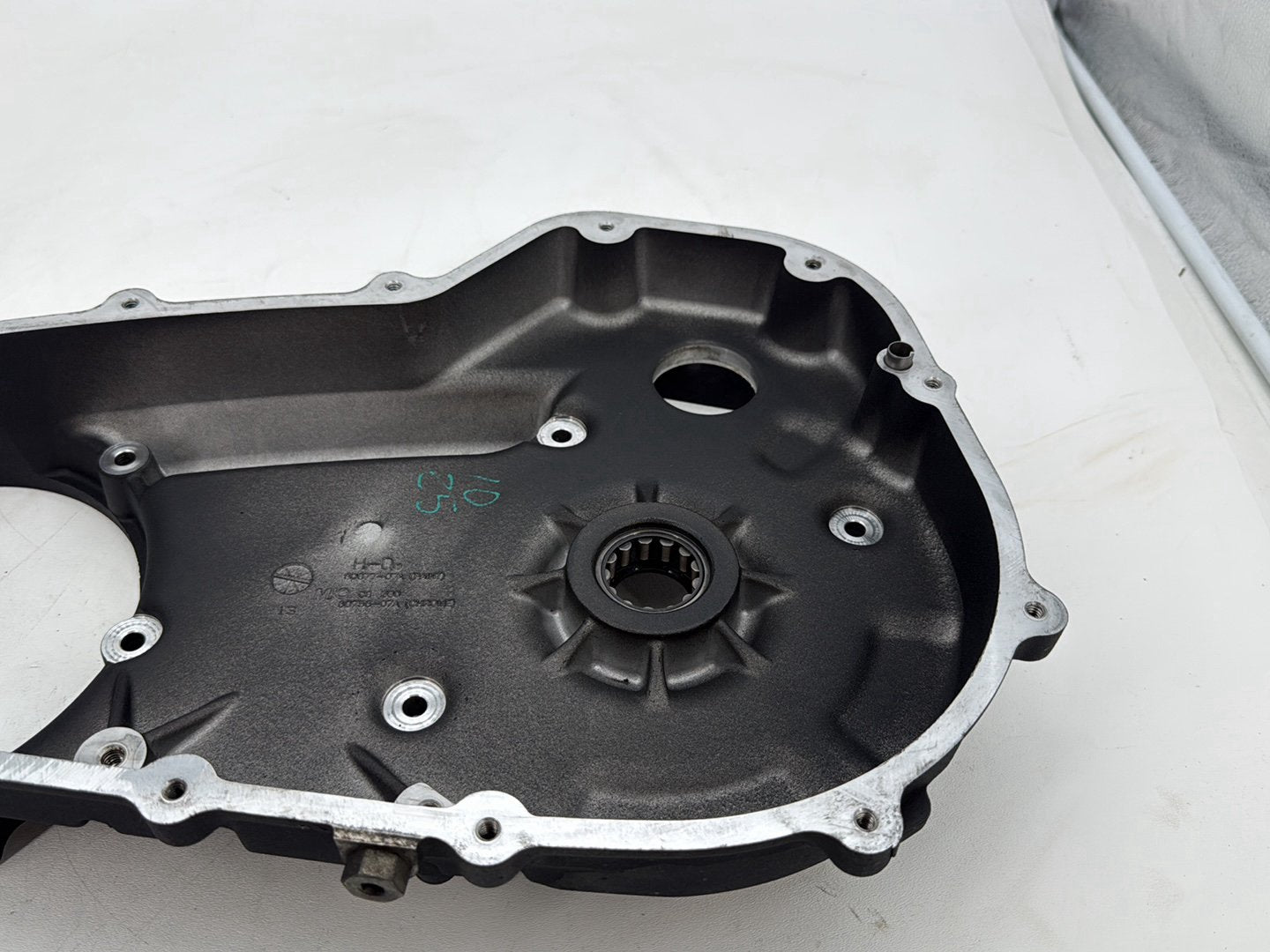 2013 Harley Street Glide Touring FLHX OEM Inner Primary Clutch Cover
