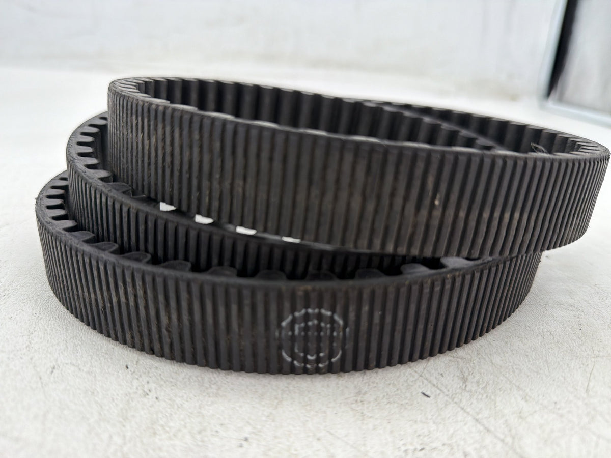 2002 Harley Heritage Softail Classic OEM Rear Drive Belt 40307-00B 135T 1-1/8"