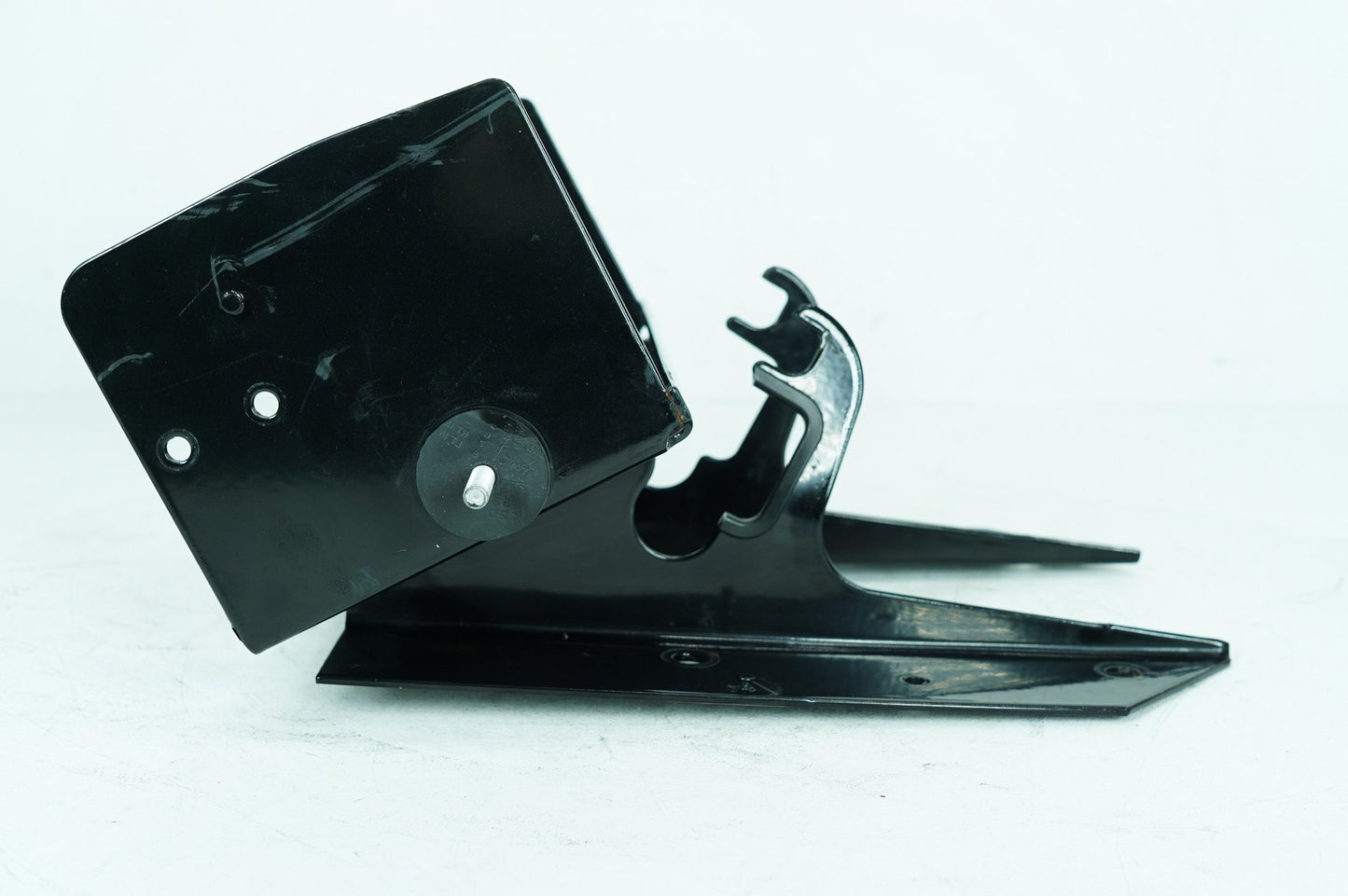 1984 - 1998 Harley-Davidson Touring Road Glide Front Fairing Radio Caddy Mount Holder 77078-98A