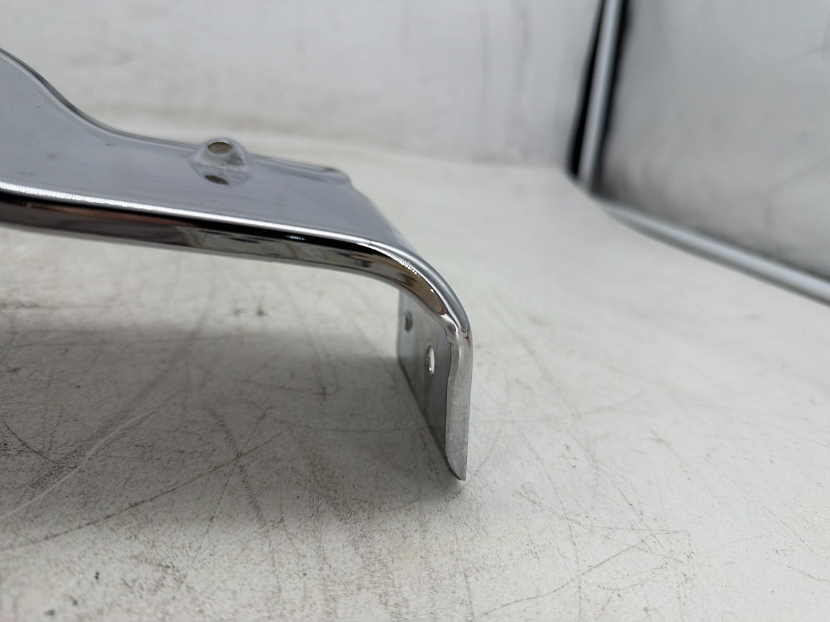 2004 Harley Electra Glide Touring Ultra OEM Front Lower Fairing Outer Skirt