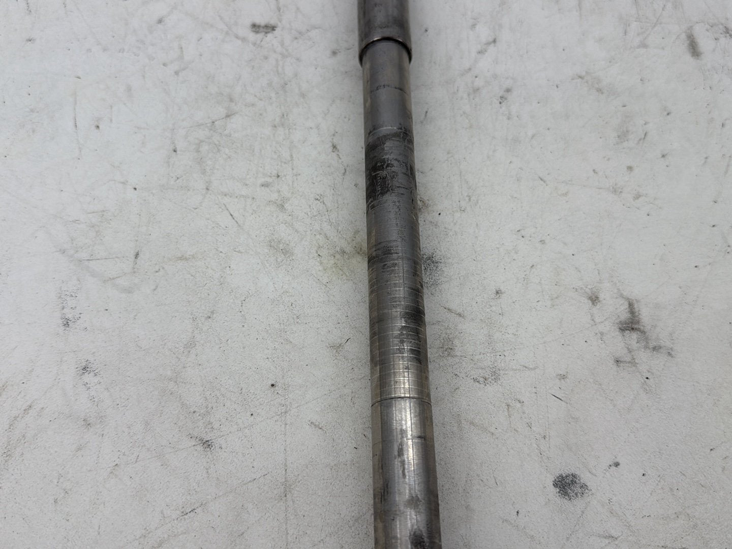 2002 Harley Heritage Softail Classic FLSTC OEM Front Wheel Axle Bolt Shaft